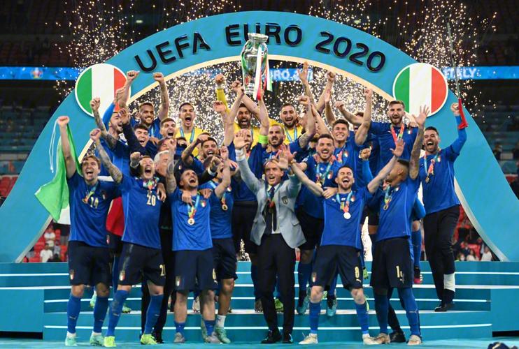 意大利欧洲杯历次决赛（意大利欧洲杯决赛成绩）