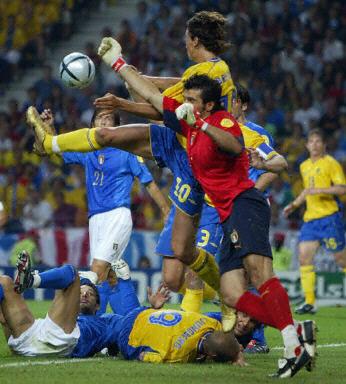 04欧洲杯瑞典意大利（2004欧洲杯意大利11瑞典）